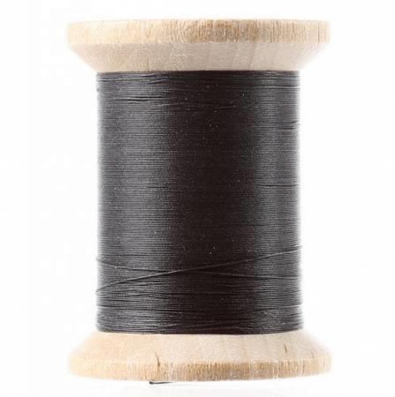 YLI HANDQUILTGARN 500yd Black 211-05-BLK